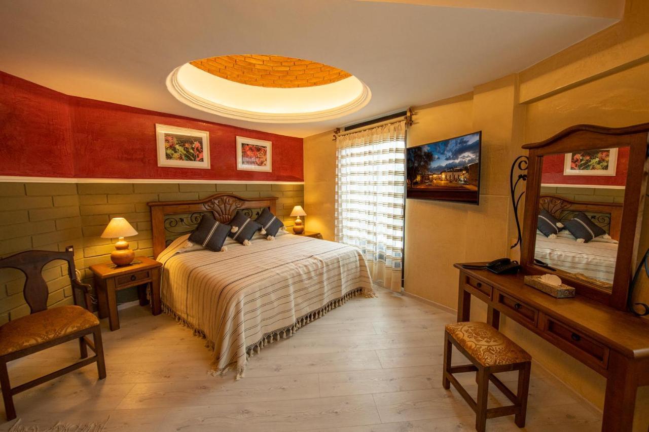 Hotel La Casona Colorada San Felipe Del Agua à Oaxaca Extérieur photo